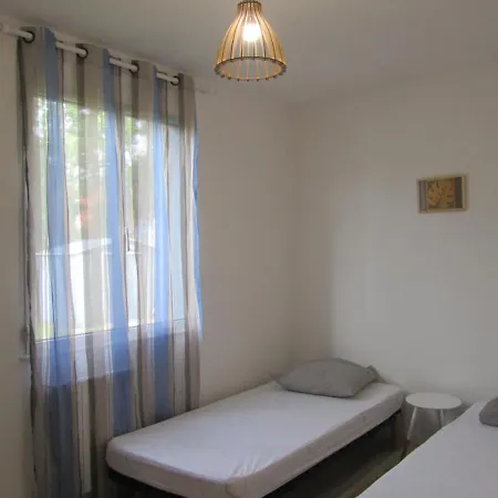 Casa de Férias Maison De Vacances -10 Min A Pied De La Plage Pornichet